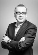 Dr. Helge Thiele